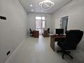 Офисы, образование, кабинеты и рабочие места, студии · 63 м² за 280 000 〒 в Астане, Есильский р-н — фото 3