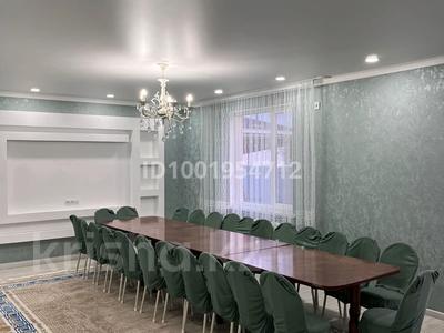 Дом · 5 комнат · 220 м², Жамбыла 6В — Сзади арены "Темирлан" за 70 000 〒 в Талдыкоргане