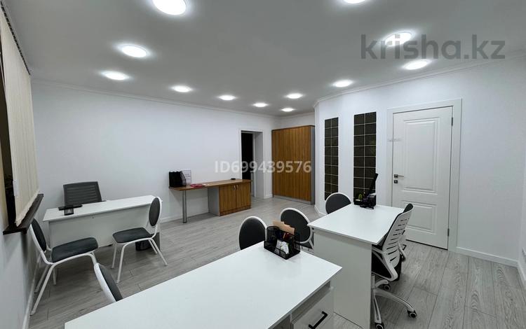 Офисы · 170 м² за 999 999 ₸ в Алматы, Ауэзовский р-н — фото 12