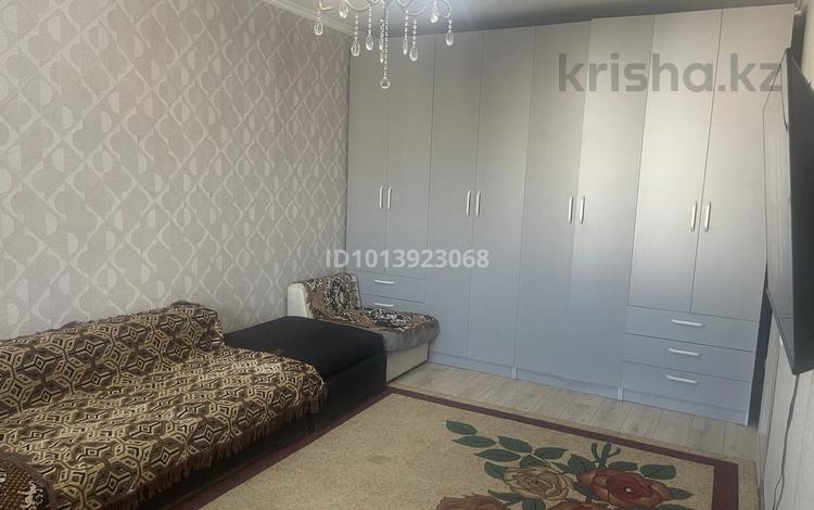 1-бөлмелі пәтер · 45 м² · 4/5 қабат, Саялы ш/а. 133, бағасы: 180 000 ₸ в Алматы, Алатауский р-н — фото 2