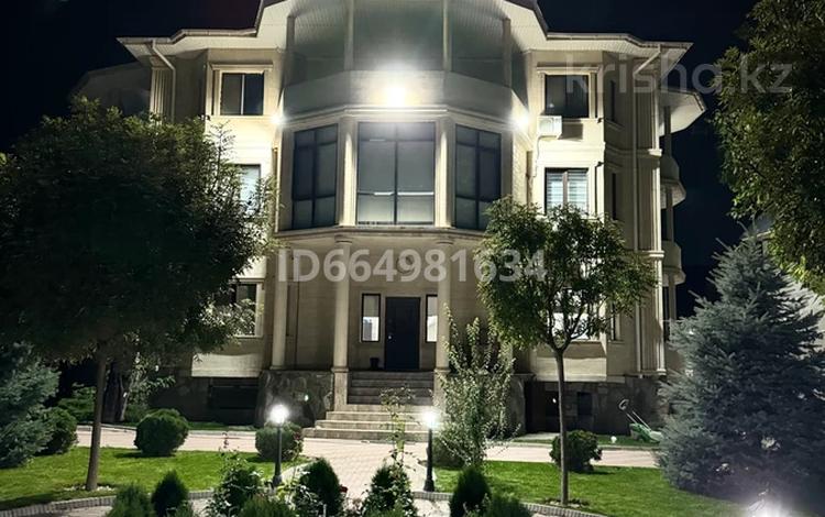 Жеке үй · 10 бөлме · 1000 м² · 23 жүзд., Мирас ш/а., Аскарова 7, бағасы: 650 млн ₸ в Алматы, Бостандыкский р-н — фото 336