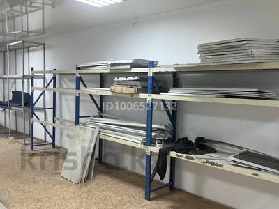 Свободное назначение, офисы, магазины и бутики · 180 м² за 1 млн 〒 в Семее