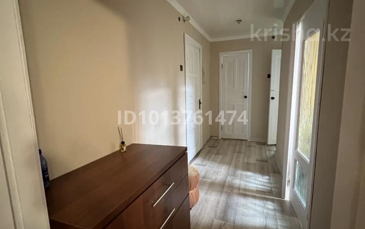 2-комнатная квартира · 52 м² · 4/9 этаж, мкр Юго-Восток, 29й микрорайон 5 — Карбышева за 160 000 ₸ в Караганде, Казыбек би р-н — фото 2