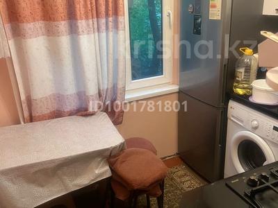 Аренда квартир в Алматы: 3-комнатная квартира · 60 м² · 2/5 этаж, мкр Мамыр 9 — Мкр таугуль за 300 000 〒 3-комнатная квартира · 60 м² · 2/5 этаж, мкр Мамыр 9 — Мкр таугуль за 300 000 〒 в Алматы, Ауэзовский р-н