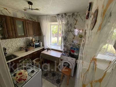 3-комнатная квартира · 51 м² · 1/2 этаж, Школьная 5 — ШКОЛА 2 за 10.5 млн ₸ в Красном яре