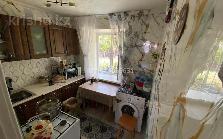 3-комнатная квартира · 51 м² · 1/2 этаж, Школьная 5 — ШКОЛА 2 за 10.5 млн ₸ в Красном яре — фото 2