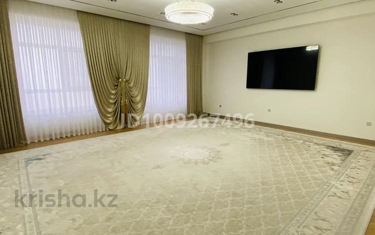 4-бөлмелі пәтер · 158 м² · 10/10 қабат, 18А мкр 3, бағасы: 90 млн ₸ в Актау — фото 18