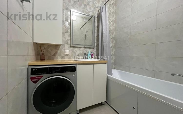 2-комнатная квартира · 60 м² · 7/9 этаж, мкр Жетысу-1, Мкрн Жетысу-2 54 за 250 000 ₸ в Алматы, Ауэзовский р-н — фото 2