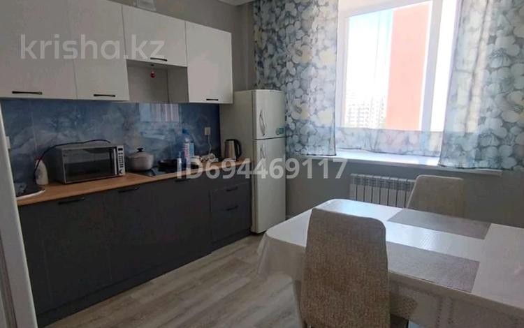 1-комнатная квартира · 44 м² · 9/13 этаж, Таульсыздык 34/9 — Момышулы Таульсыздык за 14 000 ₸ в Астане, Алматы р-н — фото 5