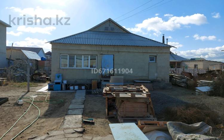 Отдельный дом · 4 комнаты · 99 м² · 6 сот., Арай 472 — Напротив магазина "Нуртай", синтез, Атамекен. за 7 млн 〒 в Актау — фото 2