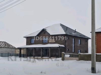 Отдельный дом · 6 комнат · 360 м² · 10 сот., Акжар 354 за 46.5 млн ₸ в Актобе
