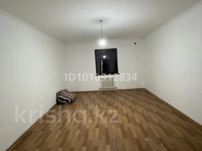 1-бөлмелі пәтер · 30 м² · 2/2 қабат, мкр Айгерим-1, Саги Ашимова 183, бағасы: 80 000 ₸ в Алматы, Алатауский р-н