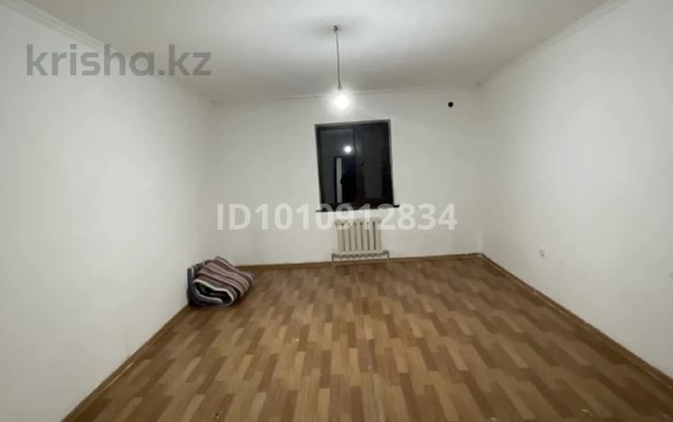 1-бөлмелі пәтер · 30 м² · 2/2 қабат, мкр Айгерим-1, Саги Ашимова 183, бағасы: 80 000 ₸ в Алматы, Алатауский р-н — фото 2
