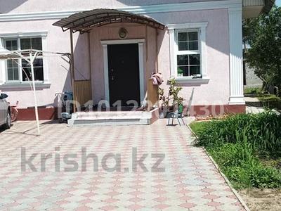 Отдельный дом · 5 комнат · 148 м² · 8 сот., мкр Достык за 135 млн ₸ в Алматы, Ауэзовский р-н