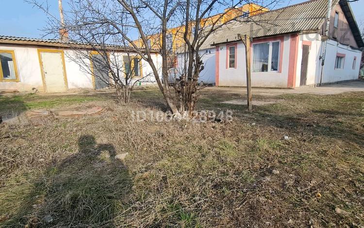 Часть дома · 4 комнаты · 120 м² · 6 сот., мкр Жулдыз — Ст аэропорт по ул Самал Отырар угловой за 38 млн 〒 в Уральске — фото 2