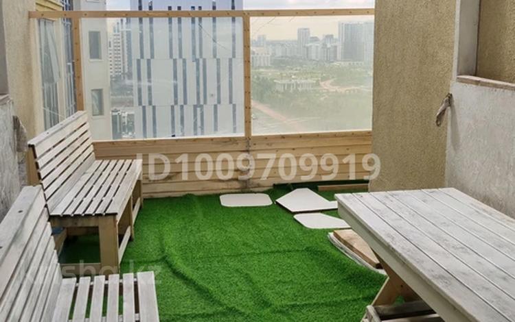 3-бөлмелі пәтер · 92 м² · 14/14 қабат, Туркестан 10, бағасы: 47 млн ₸ в Астане, Есильский р-н — фото 2