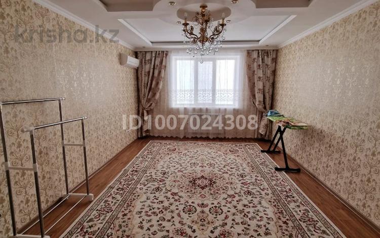 3-бөлмелі пәтер · 110 м² · 5/10 қабат, Микрорайон Авангард-2 11Б, бағасы: 320 000 ₸ в Атырау, мкр Авангард-2 — фото 2