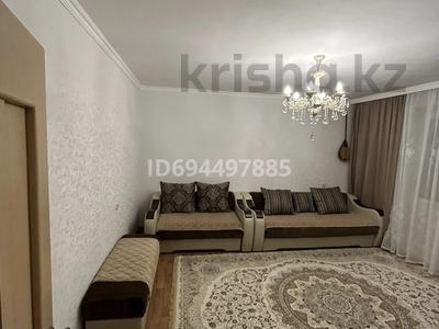 3-бөлмелі пәтер · 65 м² · 10/10 қабат, мкр Юго-Восток, Пр.Строителей 5 — Рынок Арай, бағасы: 25 млн ₸ в Караганде, Казыбек би р-н