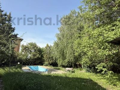 Отдельный дом · 5 комнат · 220 м² · 20 сот., мкр Хан Тенгри за 1 млн ₸ в Алматы, Бостандыкский р-н