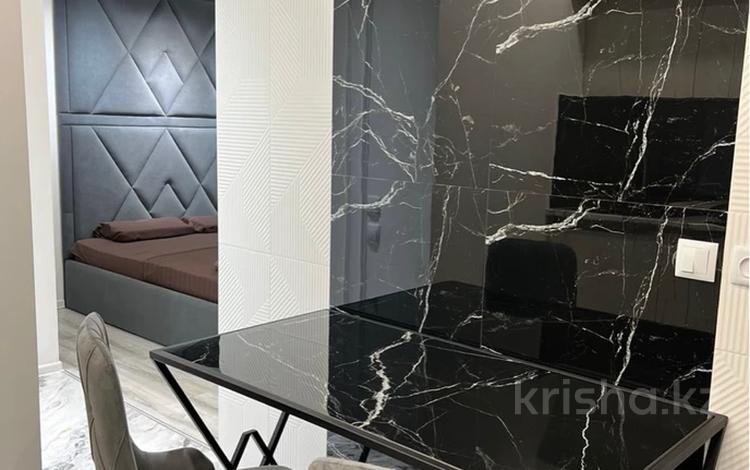 1-комнатная квартира · 40 м², мкр Юго-Восток, Республики за 18 000 ₸ в Караганде, Казыбек би р-н — фото 6