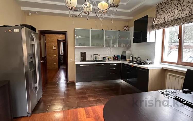 Часть дома · 5 комнат · 250 м² · 5 сот., Аюпова 5 за 110 млн 〒 в Караганде, Казыбек би р-н — фото 20