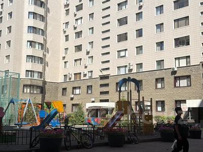 3-бөлмелі пәтер · 77 м² · 6/9 қабат, Сарайшык 9 — Акмешит, бағасы: 49 млн ₸ в Астане, Есильский р-н