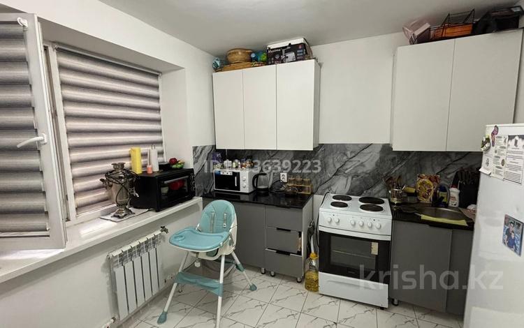 2-бөлмелі пәтер · 58 м² · 1/5 қабат, Алашахан 34п — Самсунг, бағасы: 150 000 ₸ в Жезказгане — фото 2