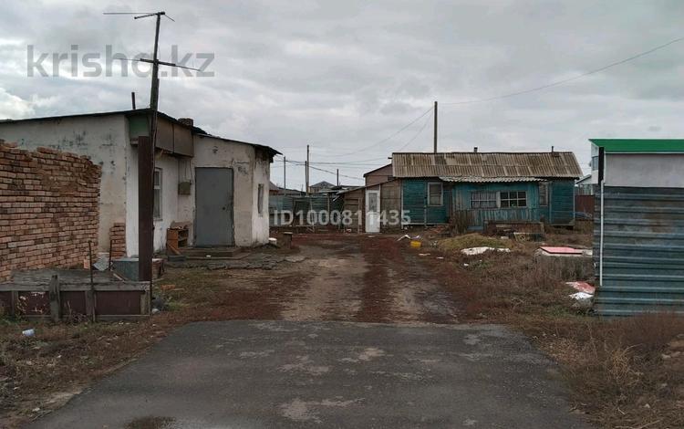 Часть дома · 2 комнаты · 55 м² · 10 сот., М шокай 87 — Магазин Айзере за 12 млн ₸ в Караоткеле — фото 2