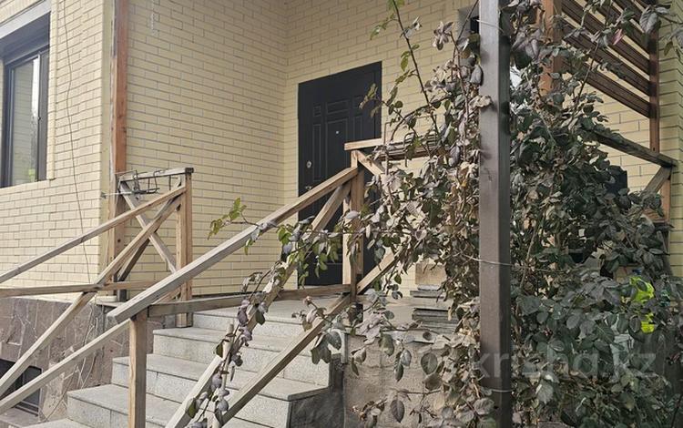 Отдельный дом · 7 комнат · 328 м² · 6.4 сот., Жастар — Бирлик, БАКАД за 90 млн 〒 в Кыргауылдах — фото 2