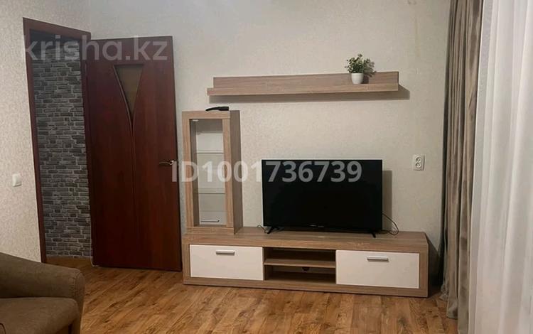 2-бөлмелі пәтер · 50 м² · 1/4 қабат, Площадь Аль-Фараби — Айбергенова площадь Аль-Фараби, бағасы: 220 000 ₸ в Шымкенте, Аль-Фарабийский р-н — фото 10
