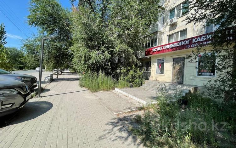 Еркін, кеңселер, дүкендер мен бутиктер, сұлулық салондары · 61.8 м², бағасы: 400 000 ₸ в Актобе, мкр 5 — фото 2