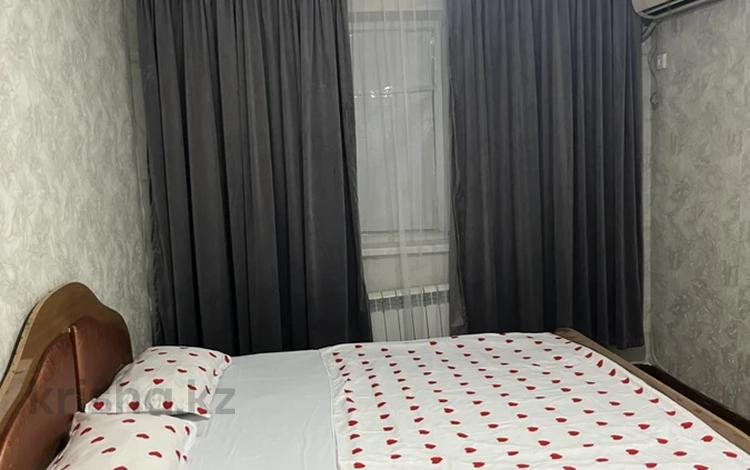 1-комнатная квартира · 36 м² · 4/4 этаж, Айбергенова дом-4 4 за 8 000 ₸ в Шымкенте, Аль-Фарабийский р-н — фото 2
