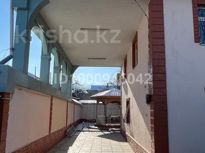 Часть дома · 6 комнат · 200 м² · 600 сот., мкр Туркестан, Макатаев 14/2 — Мкр Бам за 50 млн ₸ в Шымкенте, Туран р-н