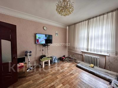 2-комнатная квартира, 52 м², 1/2 этаж, Гагарина за 10 млн 〒 в Кентау