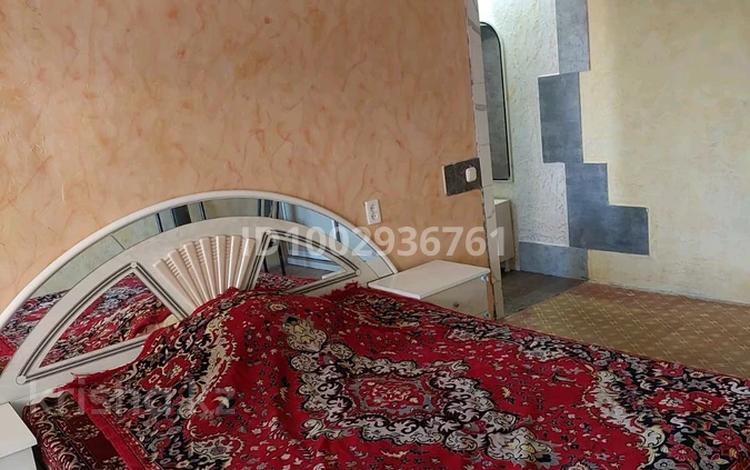 1-комнатная квартира · 36 м² · 5/9 этаж, мкр Юго-Восток, Университетская 21 — Язева за 130 000 ₸ в Караганде, Казыбек би р-н — фото 4