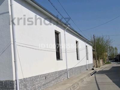 Свободное назначение, офисы, магазины и бутики, склады, салоны красоты, медцентры и аптеки, образование, развлечения, конференц-залы, кабинеты и рабочие места, студии · 300 м² за 500 000 ₸ в Шымкенте, Абайский р-н
