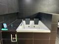 2-комнатная квартира · 74 м² · 16/16 этаж, Иманова — Деловой дом Алма-Ата за 270 000 ₸ в Астане, р-н Байконур — фото 9