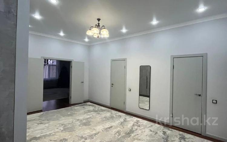 3-комнатная квартира · 123.8 м² · 9/10 этаж, 18А мкр 2 за 59.5 млн ₸ в Актау — фото 2