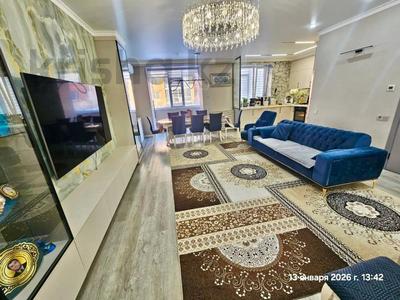 5-бөлмелі пәтер · 178.1 м² · 1/9 қабат, Назарбаева, бағасы: 90 млн ₸ в Костанае