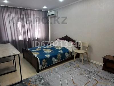 1-комнатная квартира · 40 м² · 9/10 этаж, мкр Кунаева 67/1 за 8 000 ₸ в Уральске