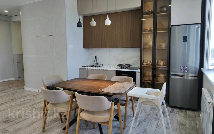 4-комнатная квартира · 90 м² · 6/6 этаж, Кабанбай Батыр 1/3 — Студенттер үйінің жанында за 50 млн ₸ в Талдыкоргане, Каратал — фото 30