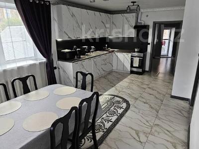 Отдельный дом · 3 комнаты · 150 м² · 2 сот., мкр Юго-Восток, Нуржанова 32а за 500 000 ₸ в Караганде, Казыбек би р-н