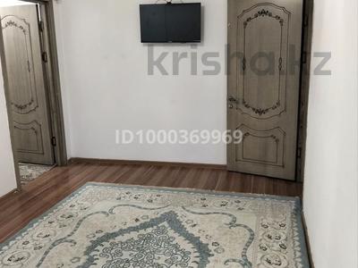 2-бөлмелі пәтер · 40 м² · 2/2 қабат, с.ерубаев 201 — Жауғашты базардың жаны, бағасы: 10 млн 〒 в Туркестане