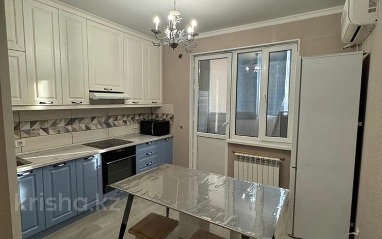 3-комнатная квартира · 70.1 м² · 7/12 этаж, мкр Дарабоз 47 за 44 млн ₸ в Алматы, Алатауский р-н — фото 2