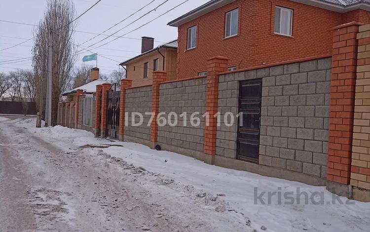 Отдельный дом · 9 комнат · 300 м² · 5.5 сот., Сазда-1, Газиза Жубановых 303 — Тайбекова за 90 млн ₸ в Актобе — фото 2