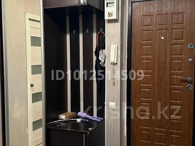 3-бөлмелі пәтер · 62 м² · 3/5 қабат, Абулхаир хана 57-59 — Центральный стадион, бағасы: 150 000 ₸ в Актобе