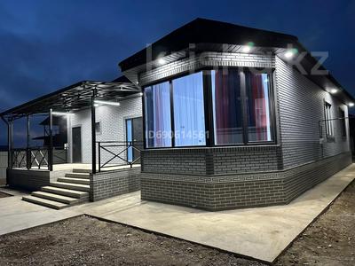Продажа домов и дачи в Алматинской обл.: Отдельный дом · 6 комнат · 158 м² · 8.6 сот., Тауелсиздик 48 — Сейдалиева за 49 млн 〒 Отдельный дом · 6 комнат · 158 м² · 8.6 сот., Тауелсиздик 48 — Сейдалиева за 49 млн 〒 в Казцик