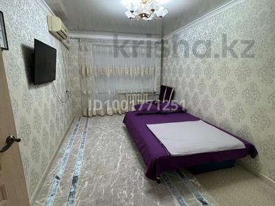 1-комнатная квартира · 60 м² · 3/5 этаж, Айтбаева за 10 000 〒 в 