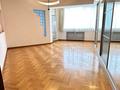 3-бөлмелі пәтер · 180 м² · 3/9 қабат, Уалиханова — Жамбыла, бағасы: 777 777 ₸ в Алматы, Медеуский р-н — фото 17