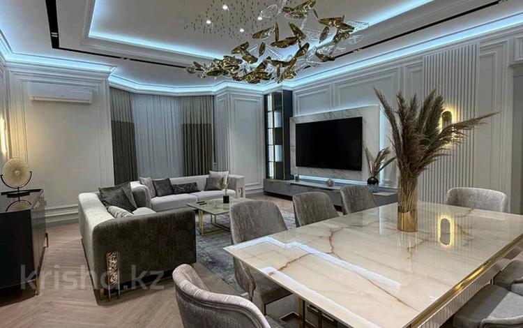 3-комнатная квартира · 130 м² · 2 этаж, Жамакаева 252 за 1.9 млн ₸ в Алматы, Медеуский р-н — фото 2